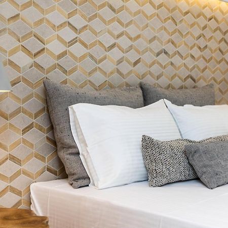 Naxian Icon Luxury Residence 2 Naxos City Esterno foto